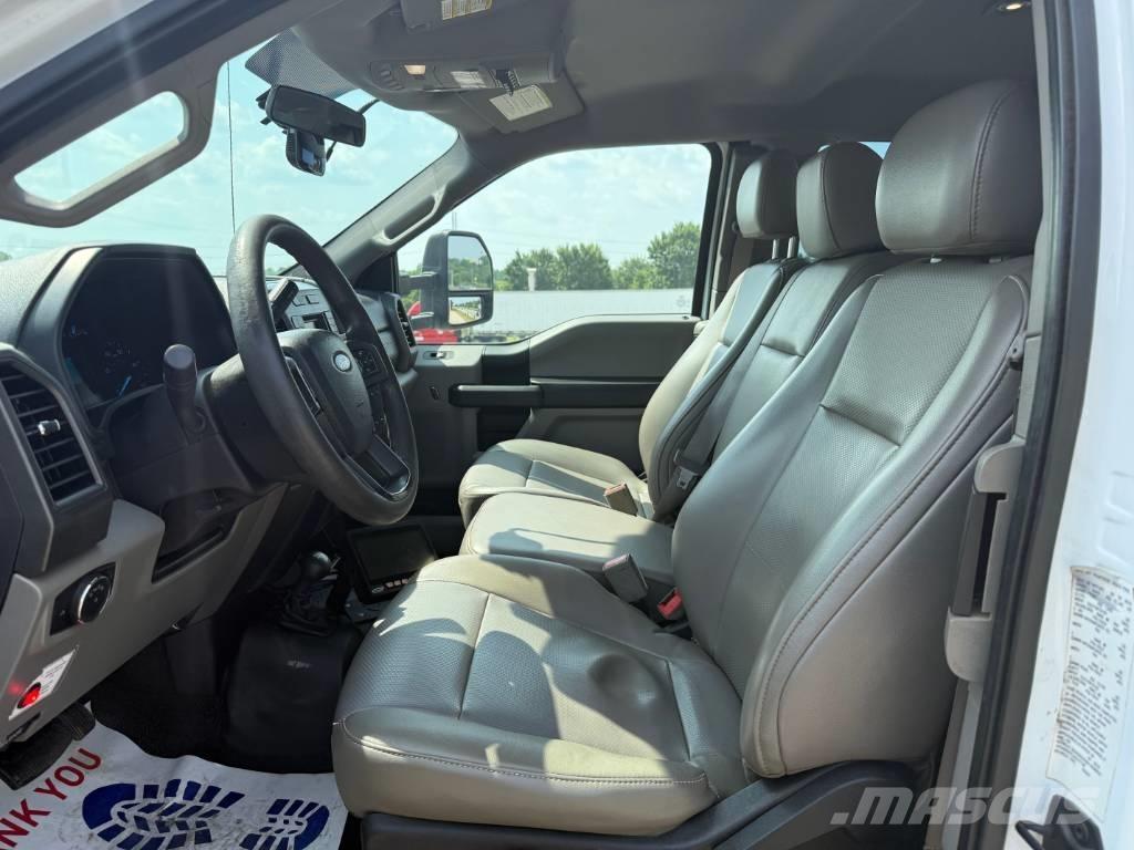 Ford F 550 XL SD Municipal/vehicul cu uz general