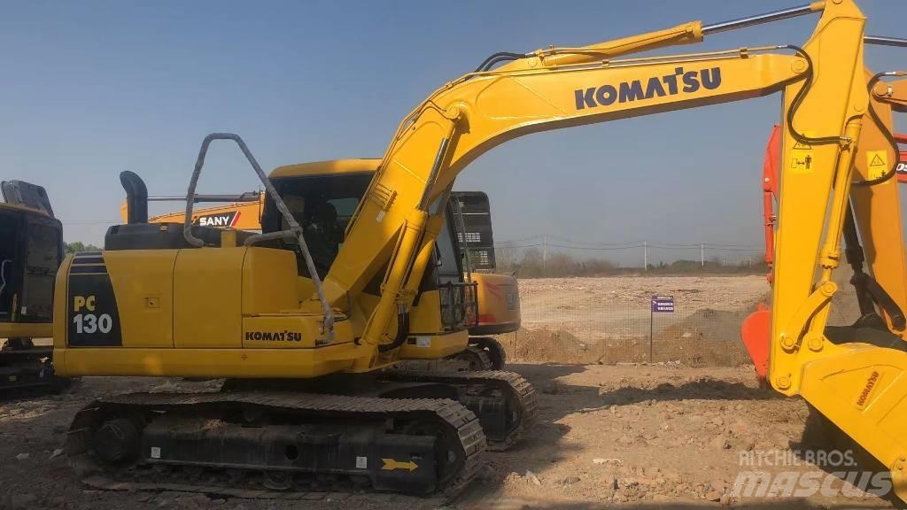 Komatsu PC 130 Excavatoare pe șenile
