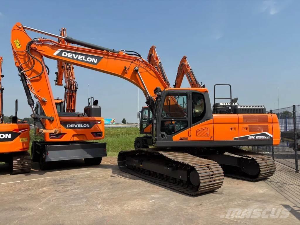 Develon DX255LC-7 Excavatoare pe șenile
