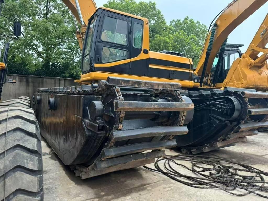 CAT 320 B Excavator amfibiu