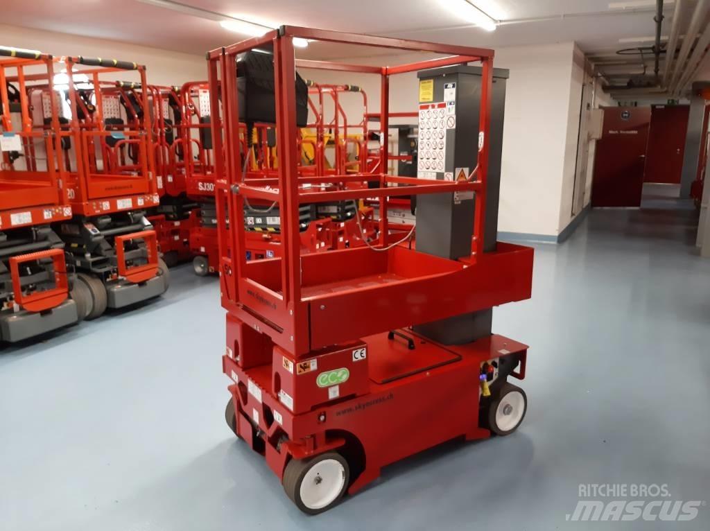SkyJack SJ12 E Ascensoare verticale catarg