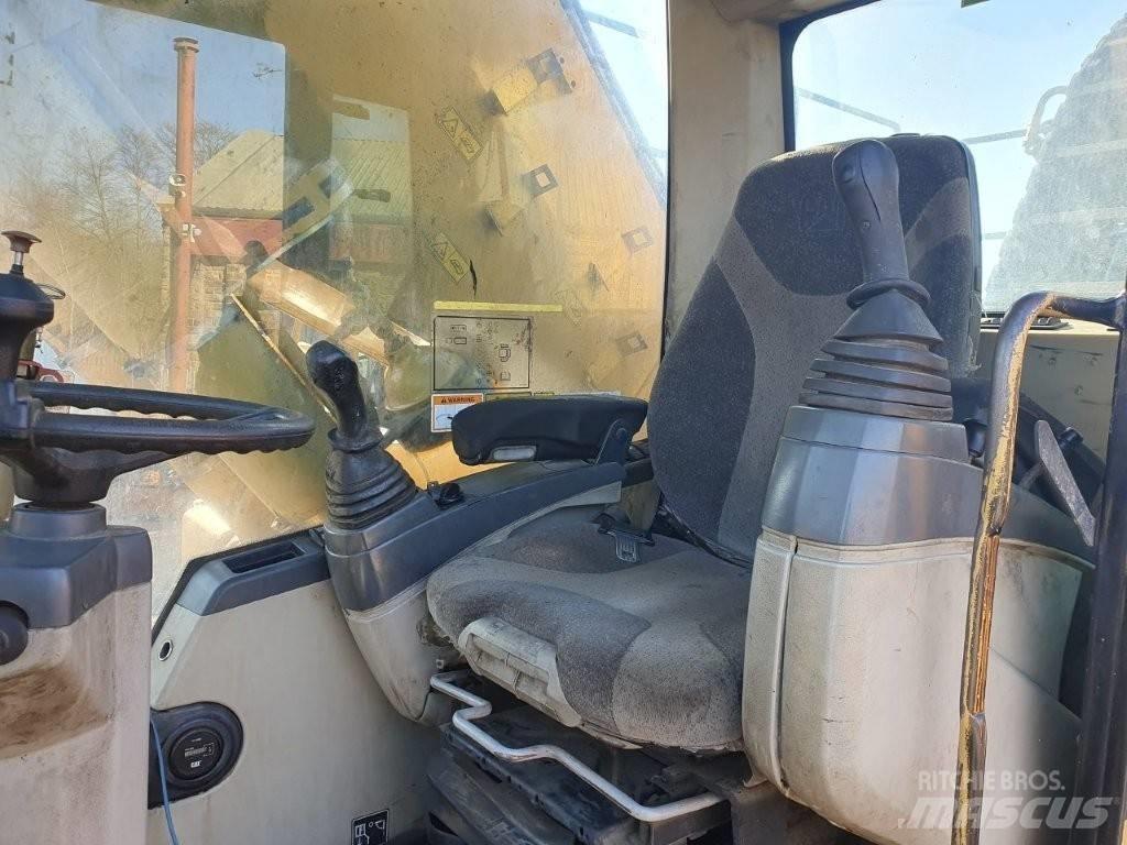 CAT M 325 C MH Paleta de manipulare