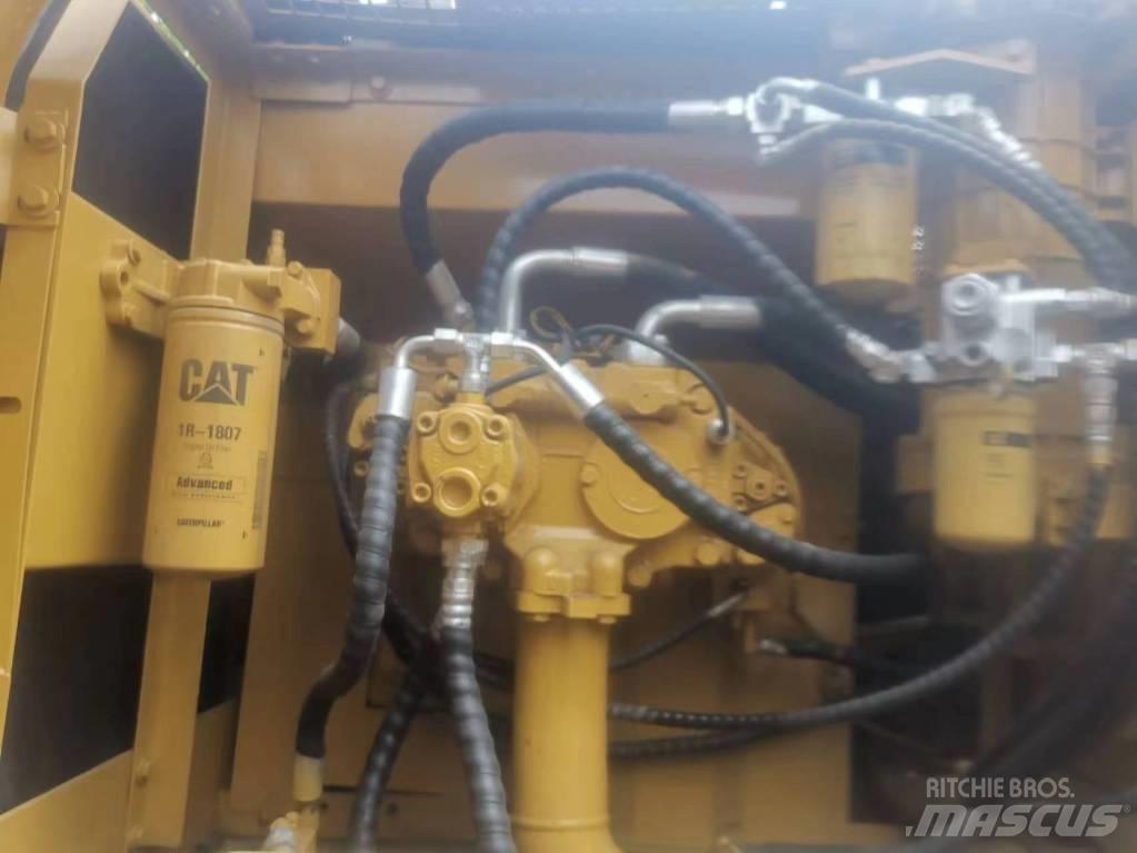 CAT 325 DL Excavatoare pe șenile
