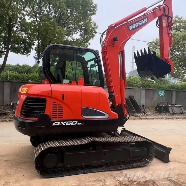 Doosan DX60-9C Mini excavatoare < 7t