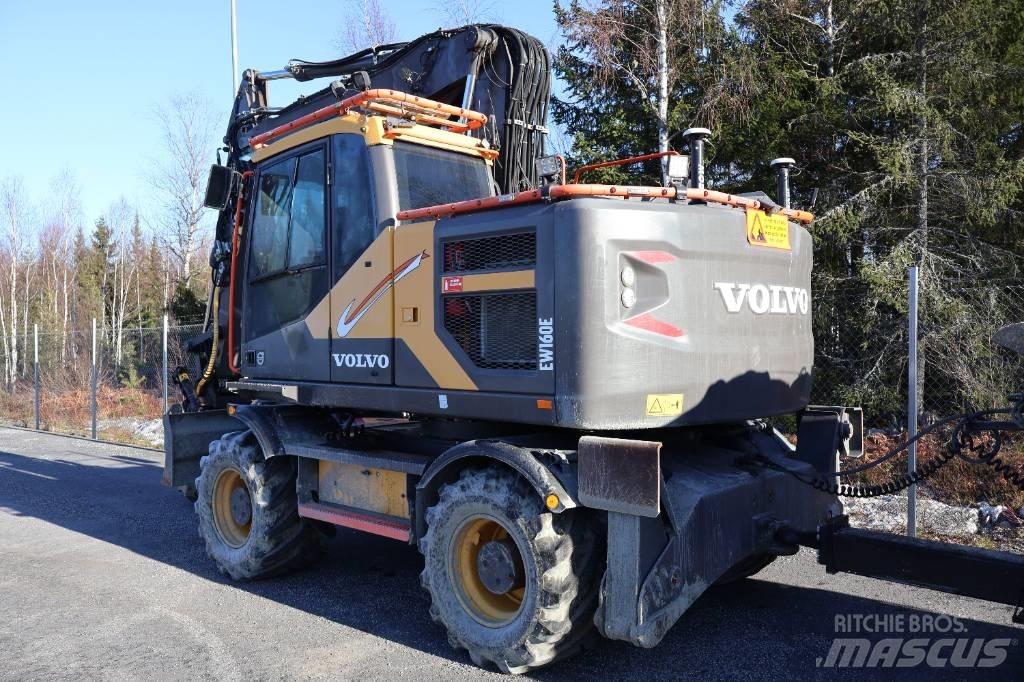 Volvo EW 160 E Excavatoare cu roti