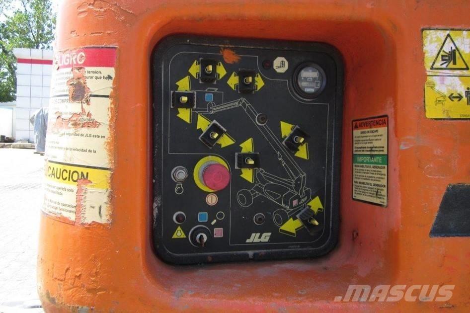 JLG M 600 JP Nacele cu brat articulat