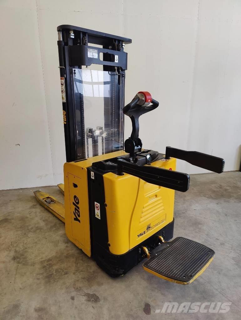 Yale MS15X Transpaleti autopropulsanti