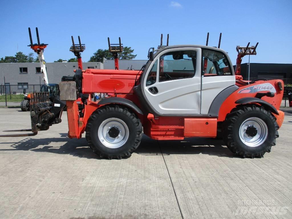 Manitou MT 1440 (157) Stivuitoare telescopice