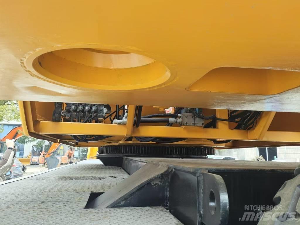 Sany STC750 Dispozitive de ridicare şi lifturi pentru materiale