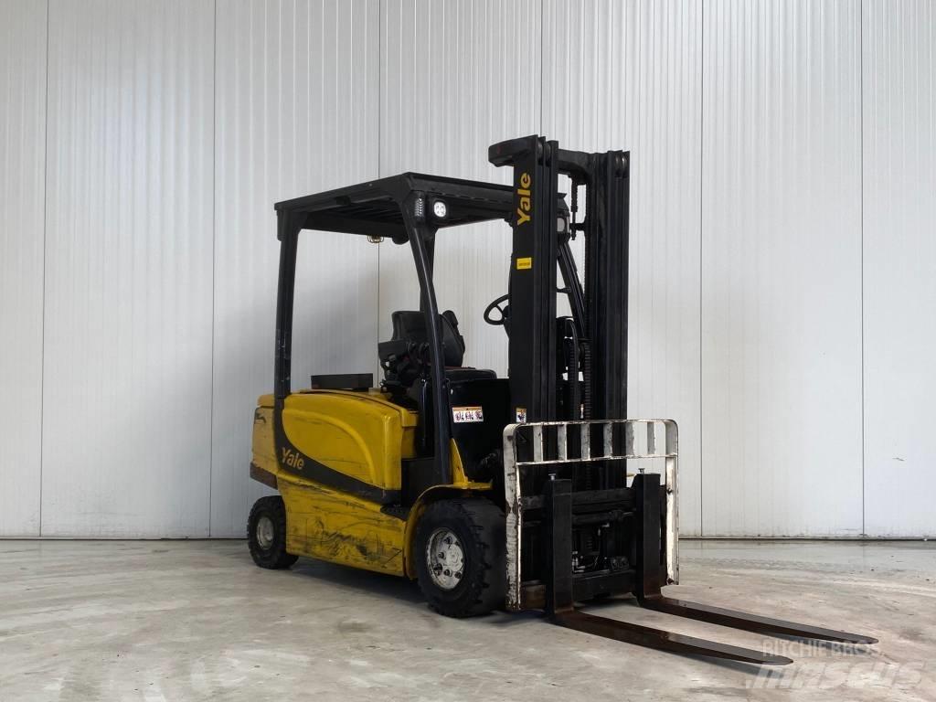 Yale ERP35VL Stivuitor electric
