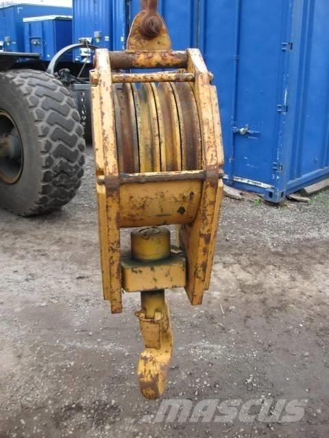 Hitachi Hookblock Alte componente