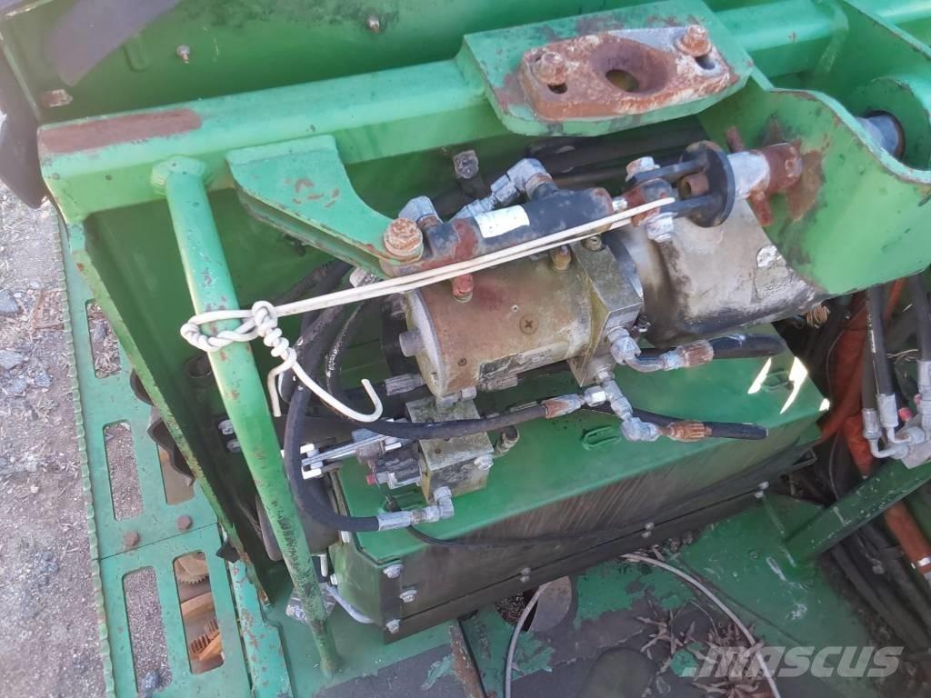 John Deere 903M Utilaje forestier de taiat