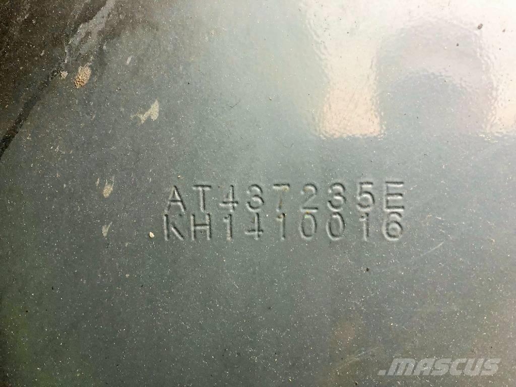 John Deere 903M Utilaje forestier de taiat