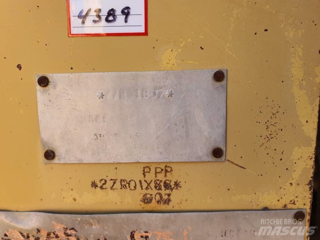 CAT 988 F II Incarcator pe pneuri