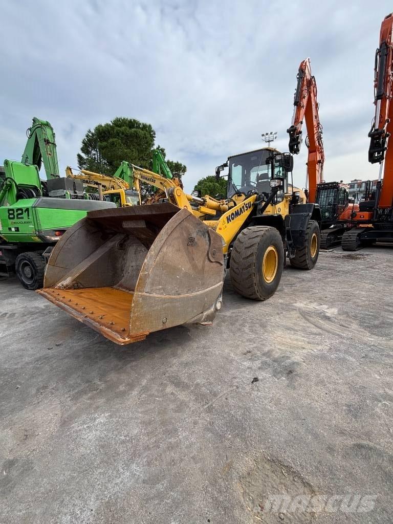Komatsu WA 320-8 Stivuitoare - Altele