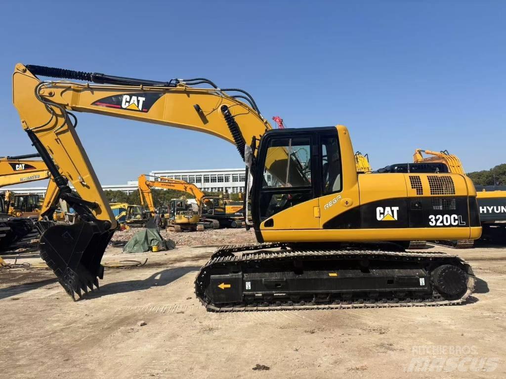 CAT 320 C L Excavatoare pe șenile
