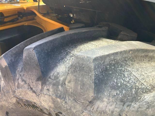 JCB 3CX Plus AEC Buldoexcavatoare