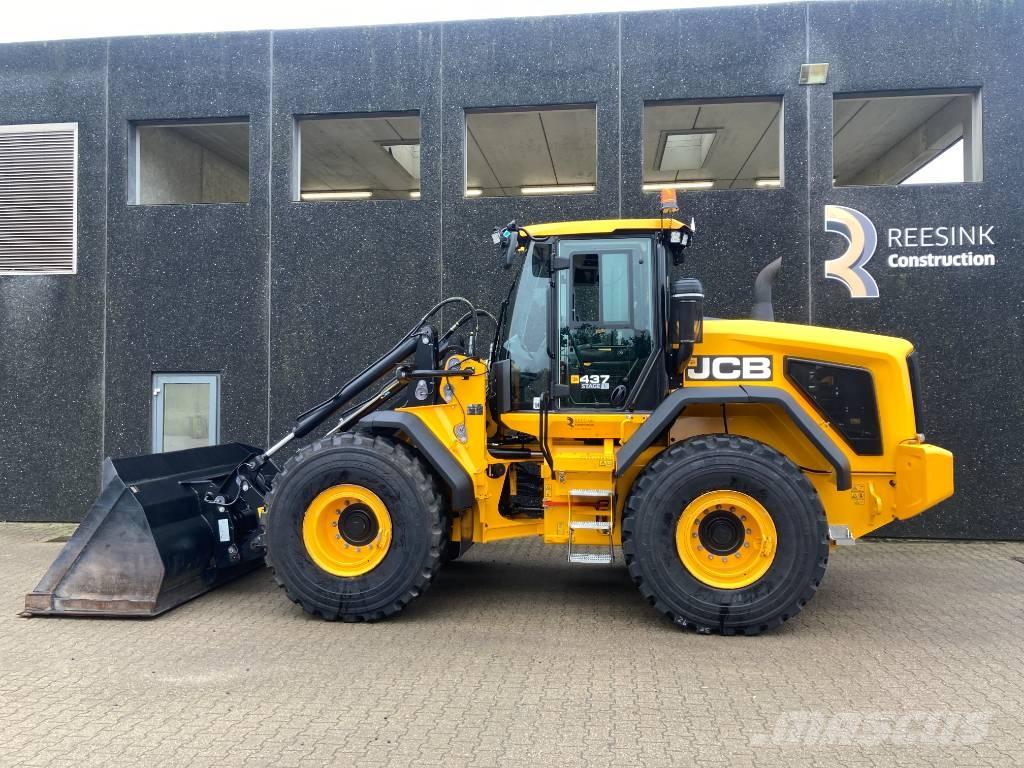 JCB 437 HT Incarcator pe pneuri