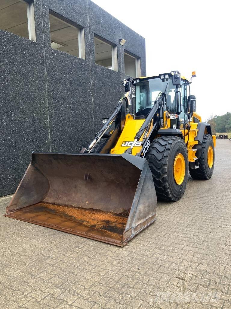 JCB 437 HT Incarcator pe pneuri