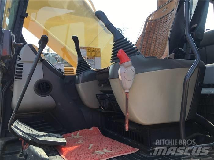 Komatsu PC 200-8 Excavatoare pe șenile
