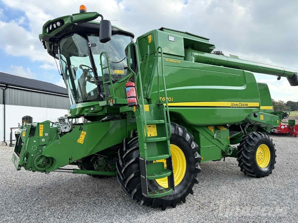John Deere T 670 i Combine de secerat