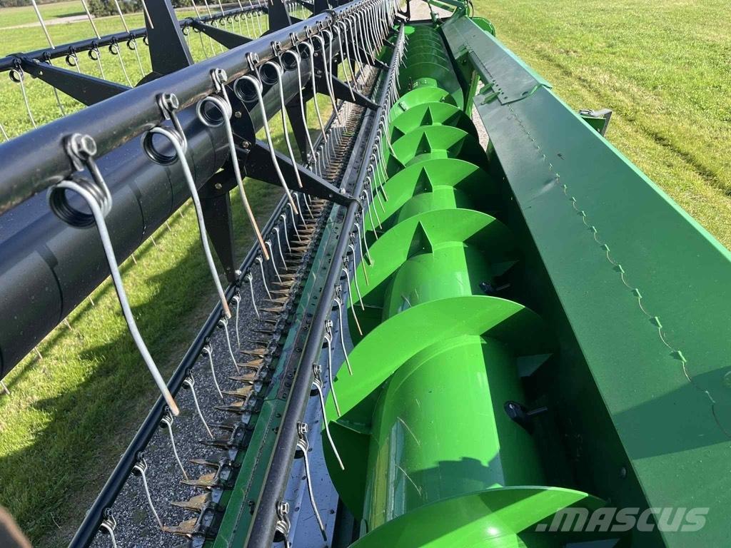 John Deere T 670 i Combine de secerat