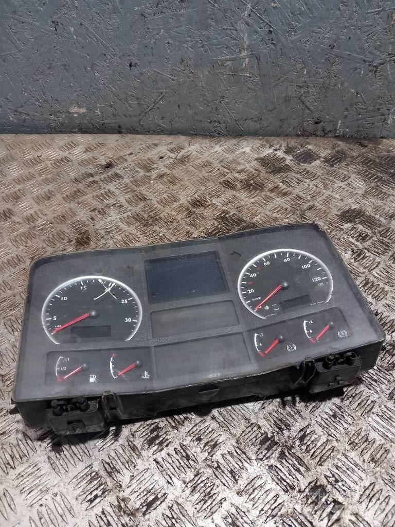 MAN TGA 81272026158 Cabine si interior
