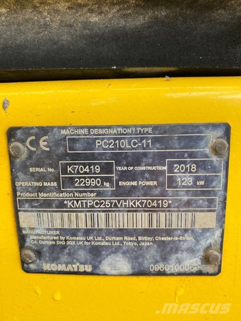 Komatsu PC 210 LC Excavatoare pe șenile
