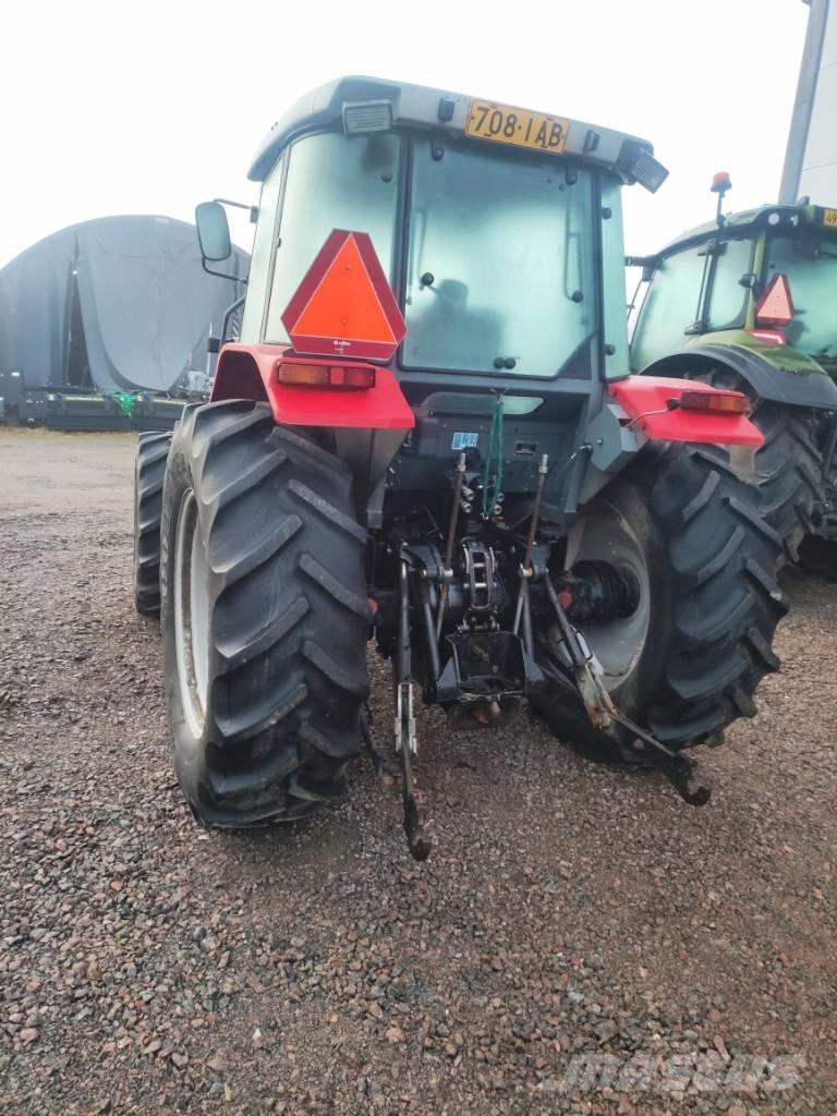 Massey Ferguson 4245 Tractoare