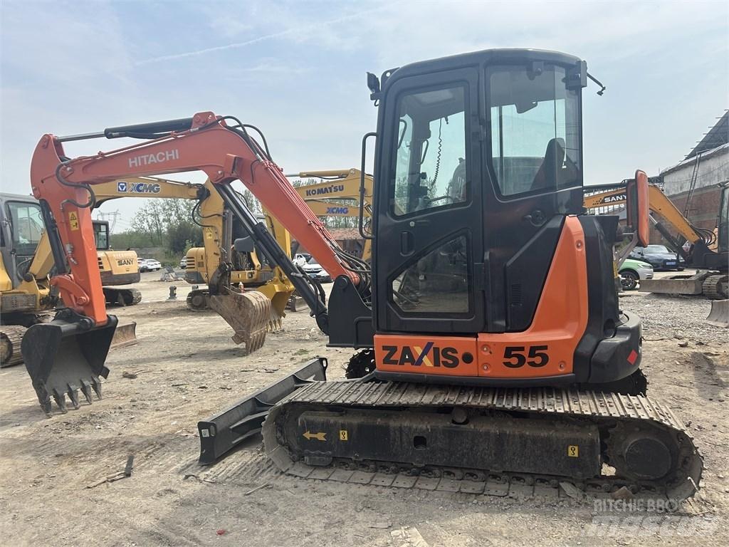 Hitachi ZX55 Mini excavatoare < 7t