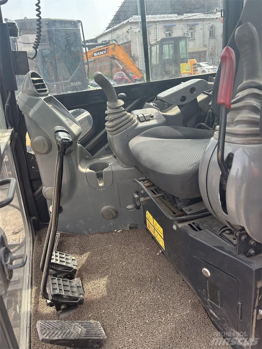 Hitachi ZX55 Mini excavatoare < 7t