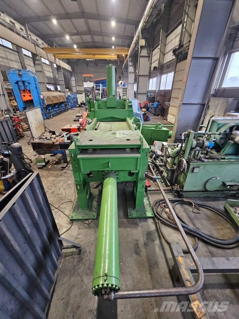  Henschel 30 x 30 Presa de balotat industriala
