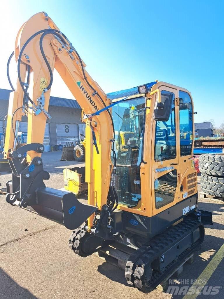Hyundai R18-9AK Mini excavatoare < 7t