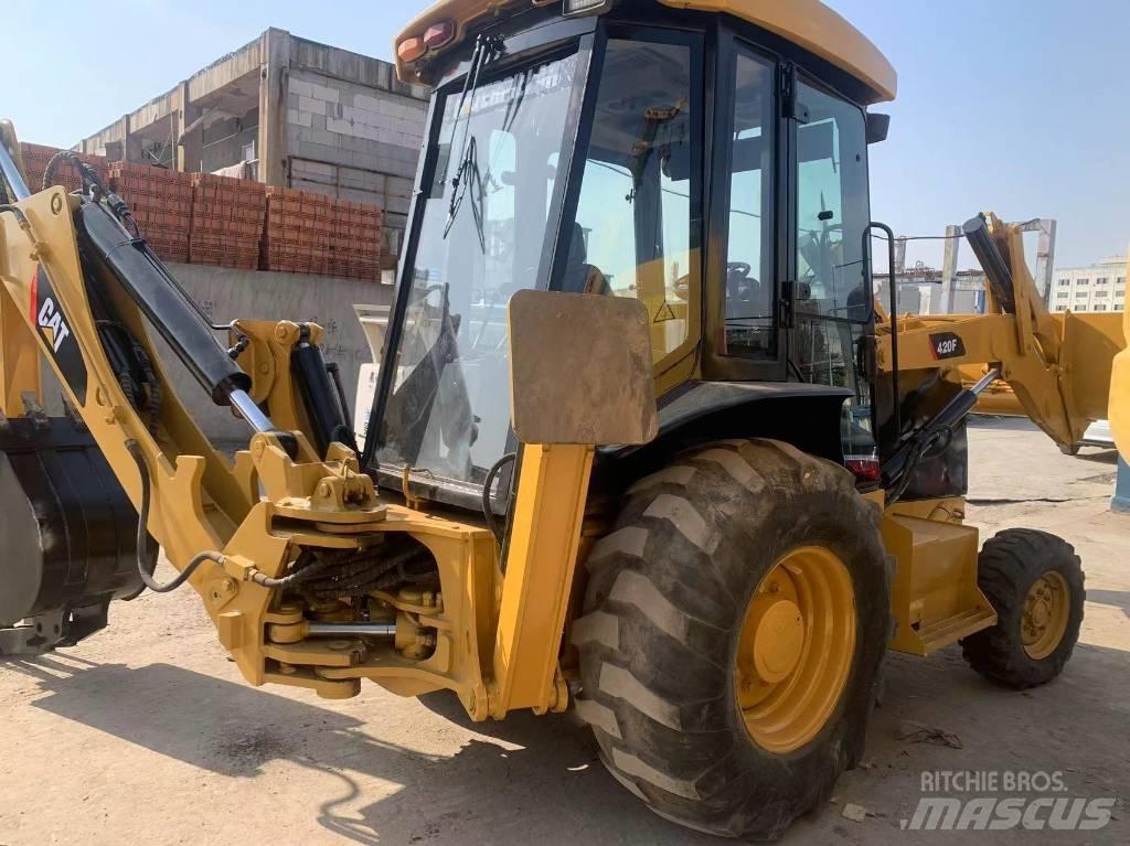 CAT 420 F Buldoexcavatoare