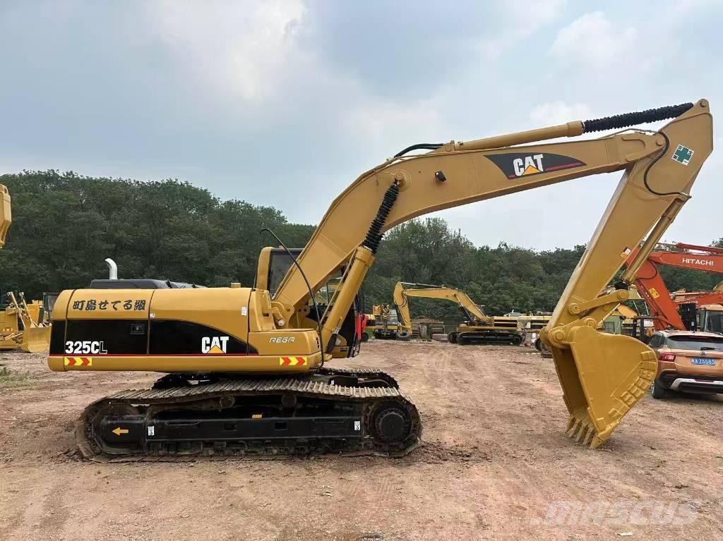 CAT 325 CL Excavatoare pe șenile
