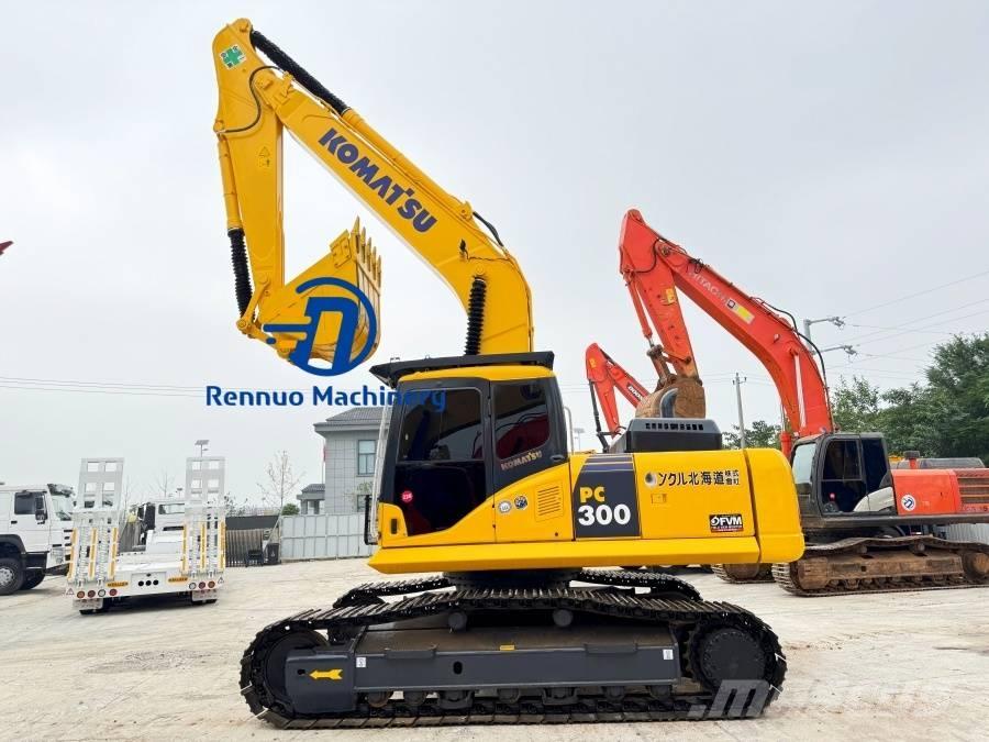 Komatsu PC 300 Excavatoare pe șenile
