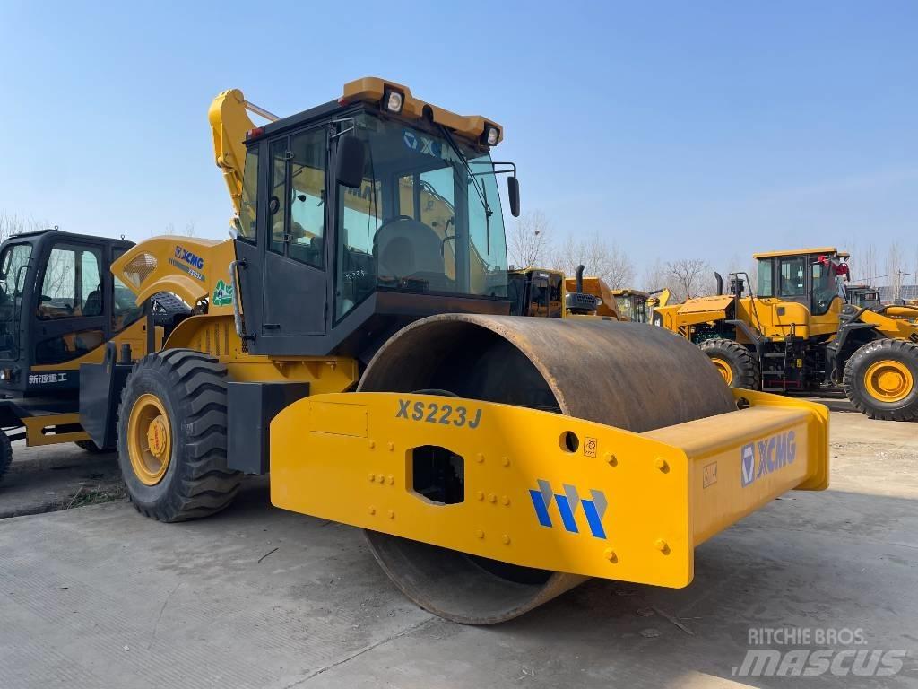 XCMG XS 223 J Compactoare monocilindrice