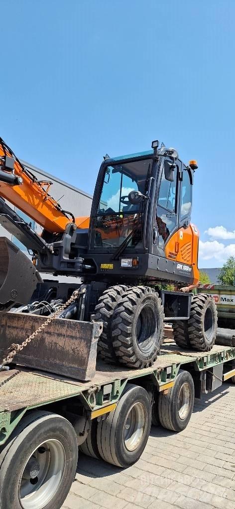 Doosan DX 100 W-7 Excavatoare cu roti