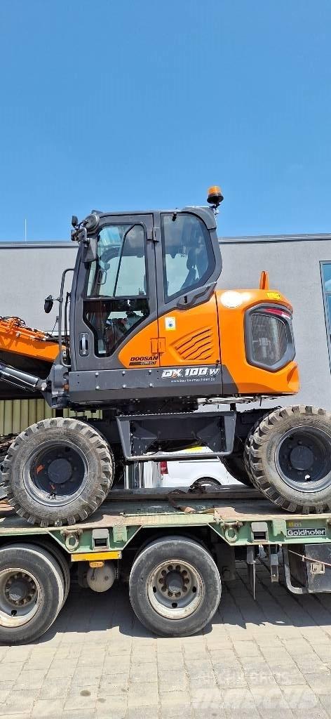 Doosan DX 100 W-7 Excavatoare cu roti