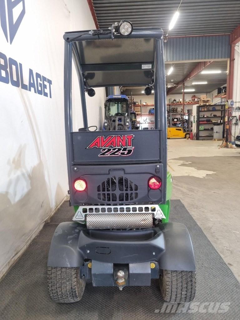 Avant 225 Incarcatoare multifunctionale