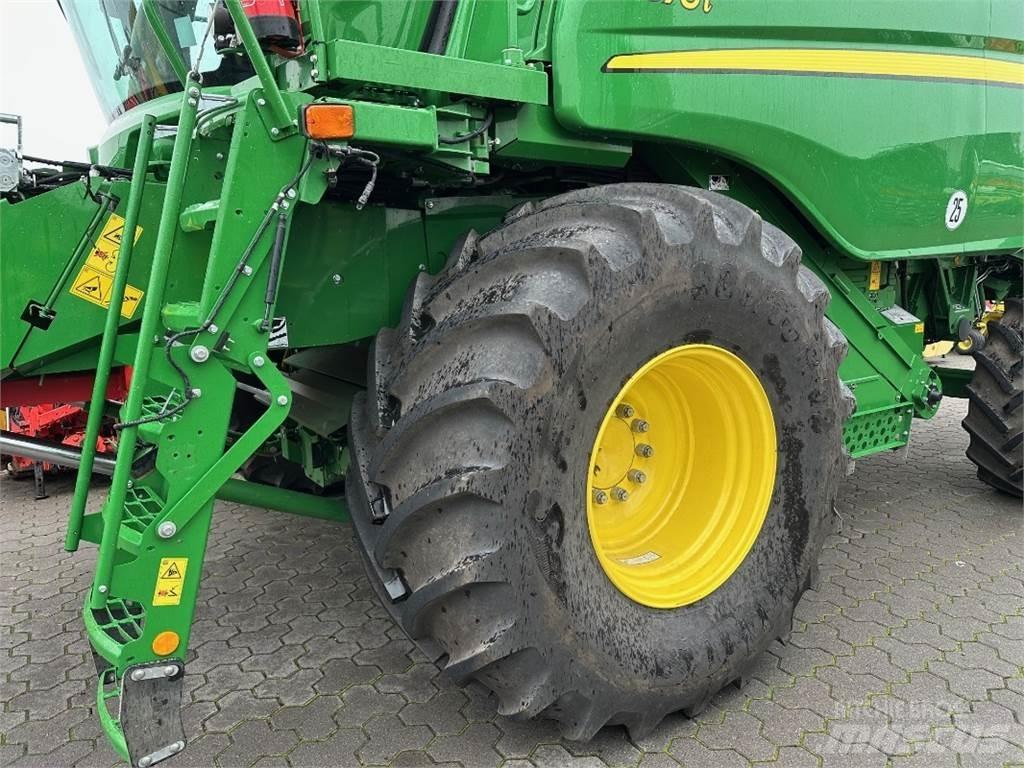 John Deere T 670 i Combine de secerat