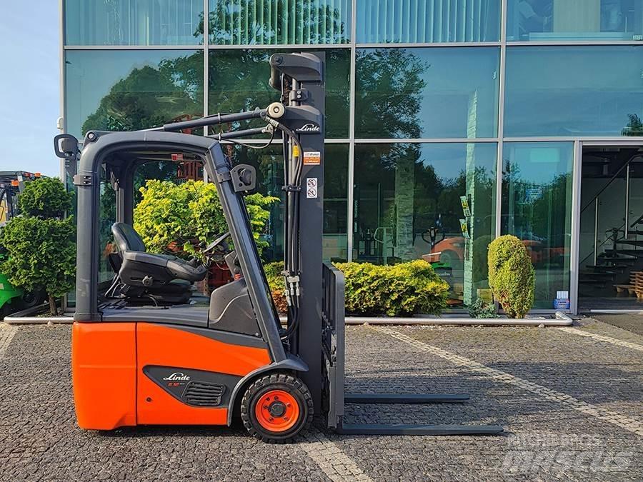 Linde E12-02 Stivuitor electric