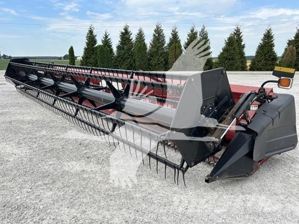 Case IH 1020 Combine capete pentru culegatoare