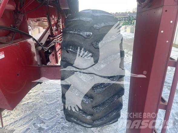 Case IH 1680 Combine de secerat