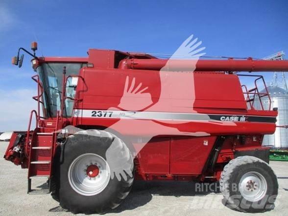 Case IH 2377 Combine de secerat