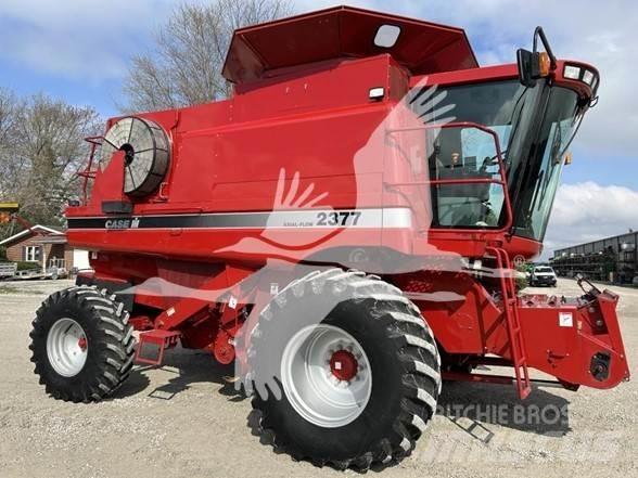 Case IH 2377 Combine de secerat