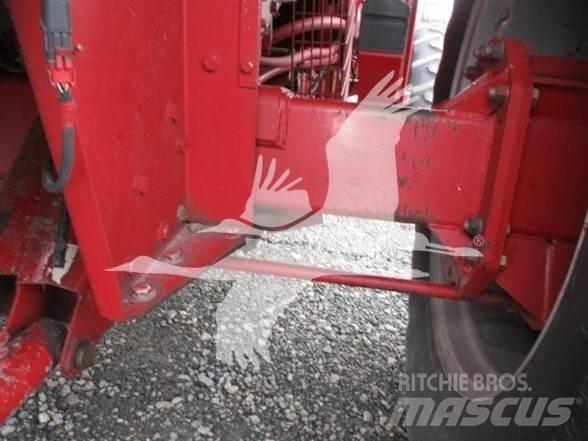 Case IH 2388 Combine de secerat