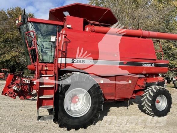 Case IH 2388 Combine de secerat