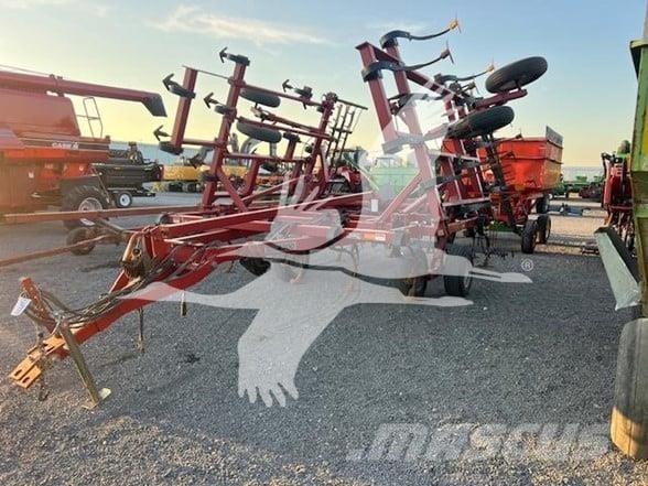Case IH 4300 Cultivatoare