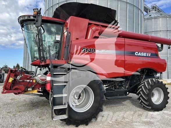 Case IH 5140 Combine de secerat